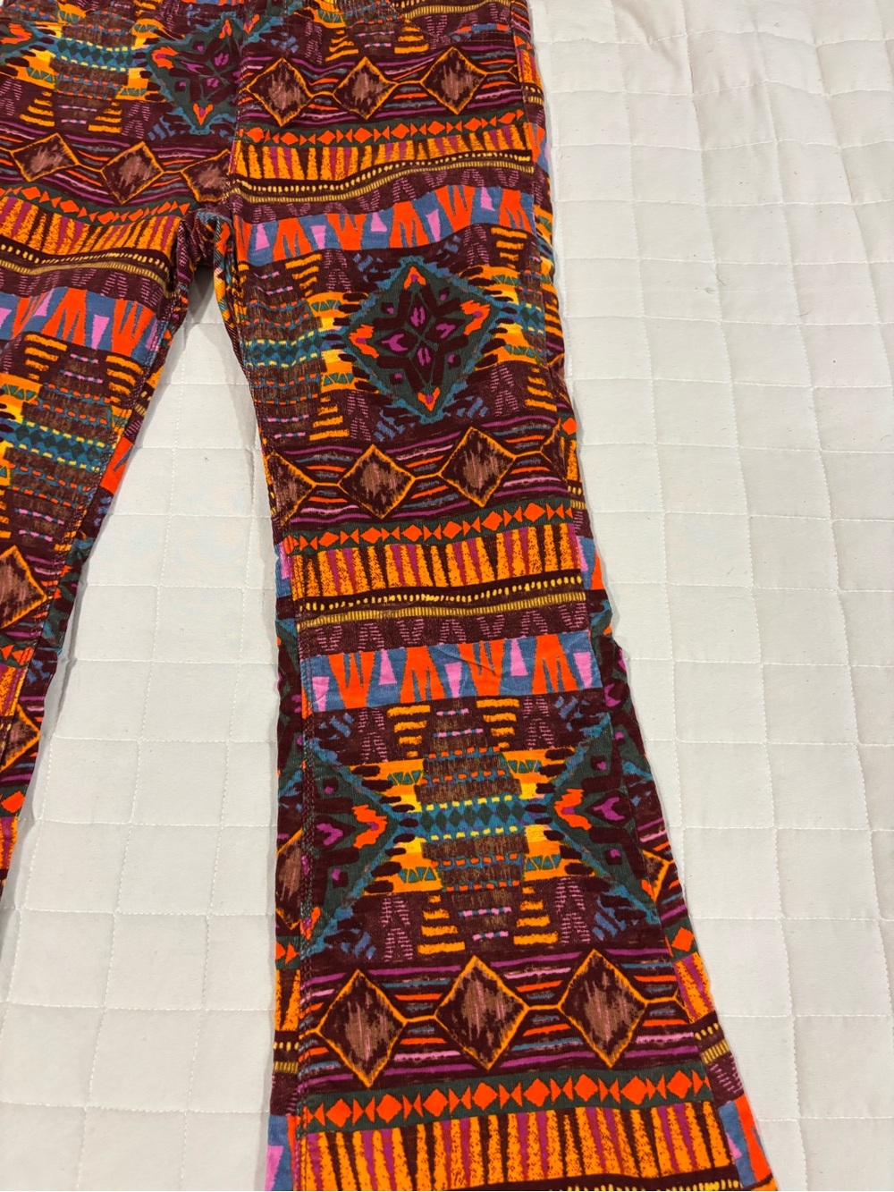 We The Free Printed Corduroy Pull-On Flare Pants Women’s US 29 - Picture 4 of 13